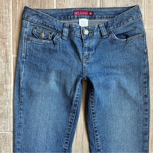 Vintage SO Women’s 9 Flare Denim Jeans w/Button pockets